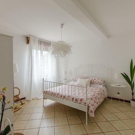 Casa Marisa Διαμέρισμα Σιρμιόνε Εξωτερικό φωτογραφία