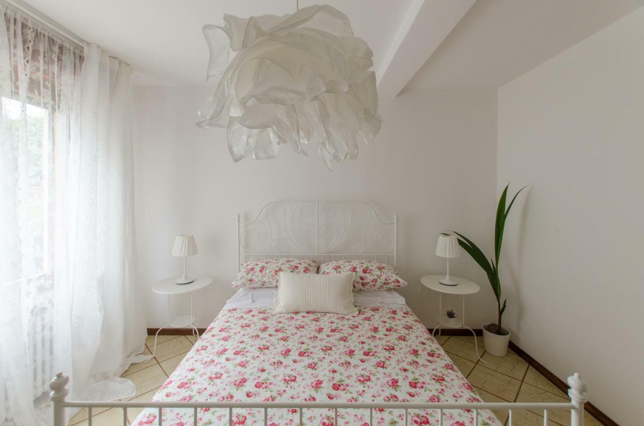 Casa Marisa Διαμέρισμα Σιρμιόνε Εξωτερικό φωτογραφία