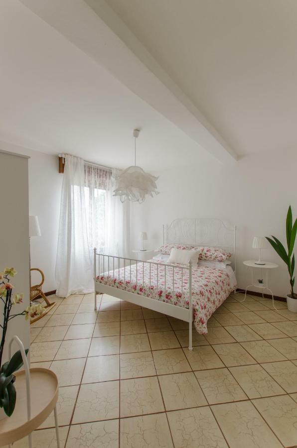 Casa Marisa Διαμέρισμα Σιρμιόνε Εξωτερικό φωτογραφία