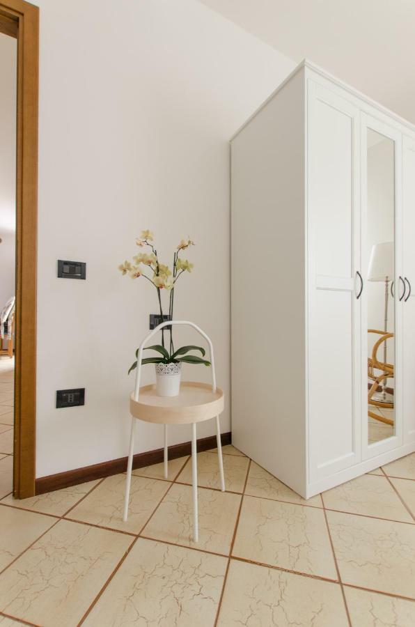 Casa Marisa Διαμέρισμα Σιρμιόνε Εξωτερικό φωτογραφία