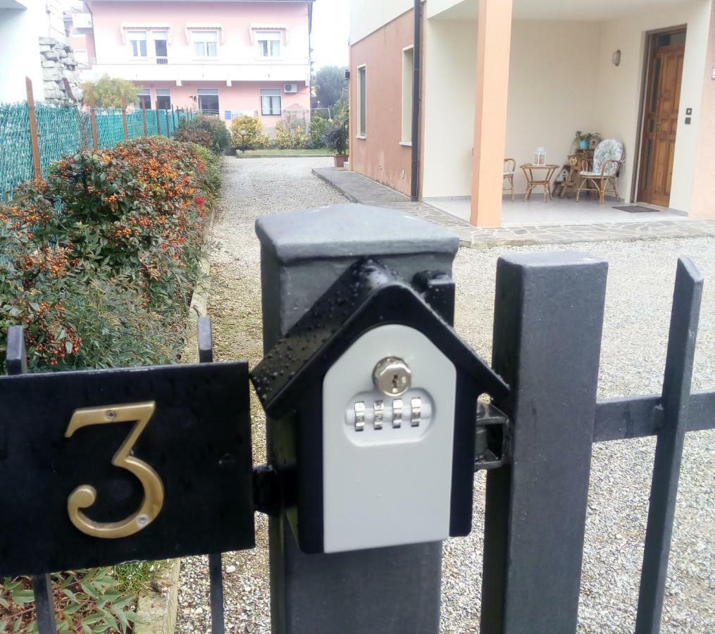 Casa Marisa Διαμέρισμα Σιρμιόνε Εξωτερικό φωτογραφία